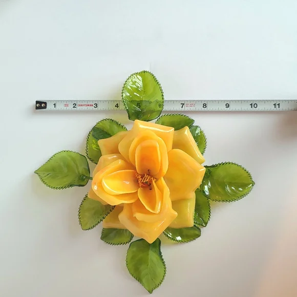 MCM Lucite Acrylic Yellow Rose Retro Mod Flower Power Sculpture Home Decor Vtg - Picture 12 of 12